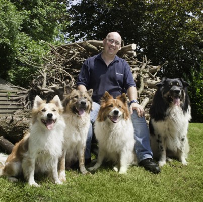 Hr. Jahn mit seinen Hunden